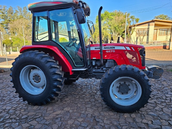 Trator Massey Ferguson MF 4275 ano 2011