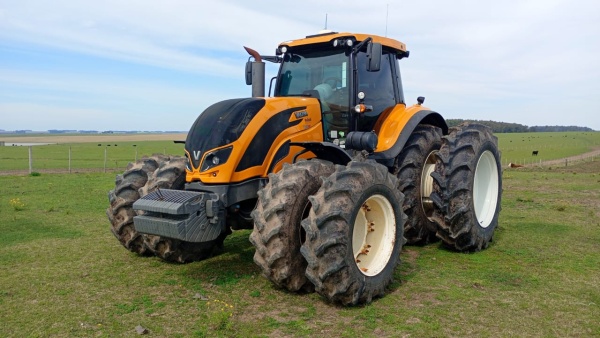 Trator Valtra T250 CVT ano 2022