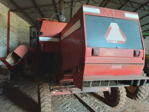 Colheitadeira Massey Ferguson MF 3640 ano 1988