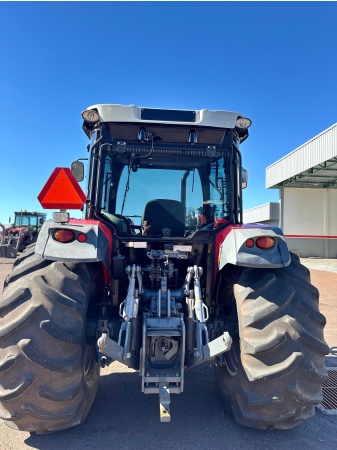 Trator Massey Ferguson MF 6713 ano 2020