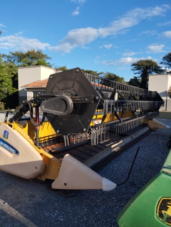 Plataforma New Holland 25 PÉS ano 2018