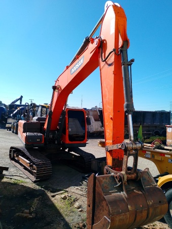 Escavadeira Doosan DX215 ano 2019