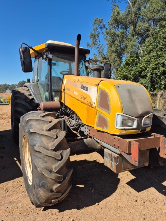 Trator Valtra BH184 Hi-tech ano 2010
