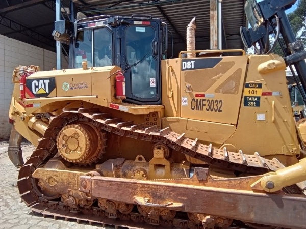 Trator de Esteira Caterpillar D8T ano 2018