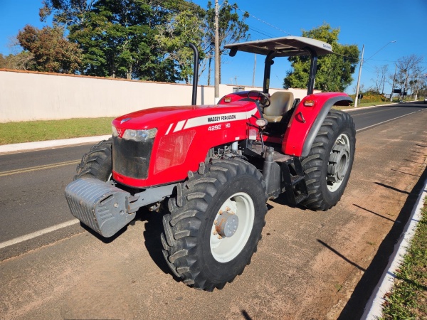 Trator Massey Ferguson 4292 HD 4x4 ano 2014