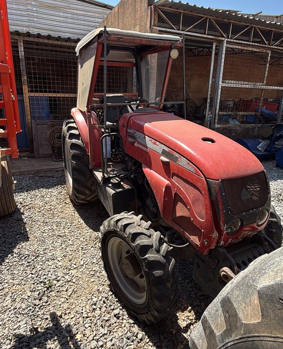 Trator Agrale 5075.4 ano 2013