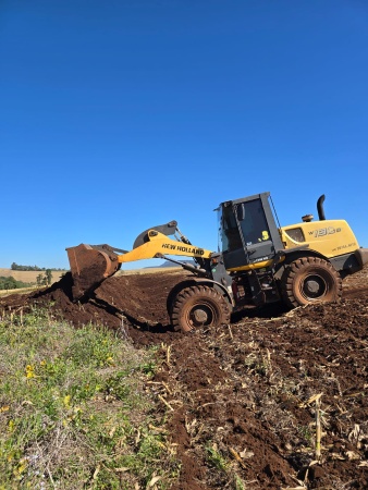 Pá Carregadeira New Holland W130 ano 2018