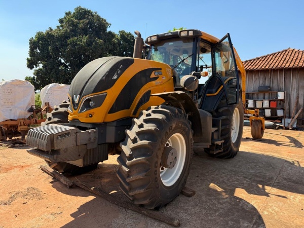 Trator Valtra BH 194 HiTech ano 2019