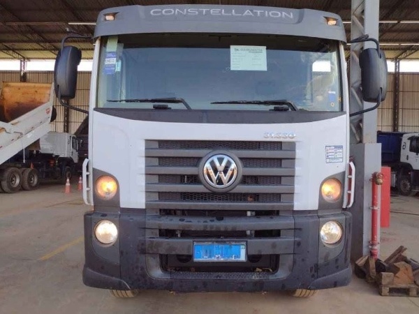 Caminhão Volkswagen CONSTELLATION 31330 ano 2022