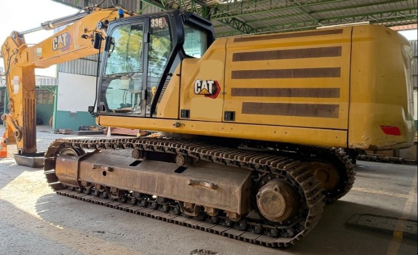 Escavadeira Caterpillar 336 ano 2020