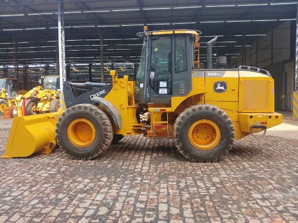 Pá Carregadeira John Deere 544K ano 2016