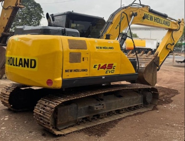 Escavadeira New Holland E145C EVO ano 2019