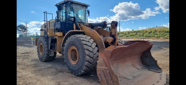Pá Carregadeira Caterpillar 966L ano 2021