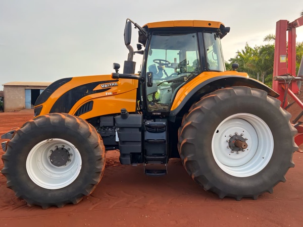 Trator Valtra T195 CVT ano 2020