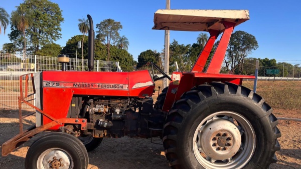 Trator Massey Ferguson 275 ano 1987