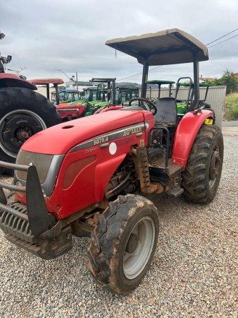 Trator Agrale 5075.4 ano 2013