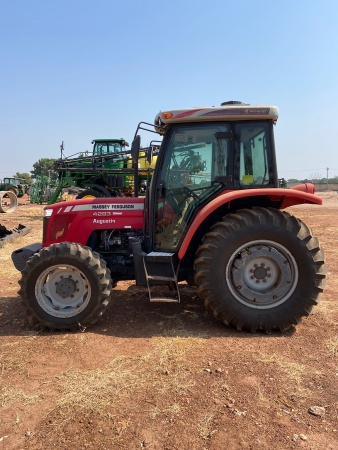 Trator Massey Ferguson 4283 ano 2016