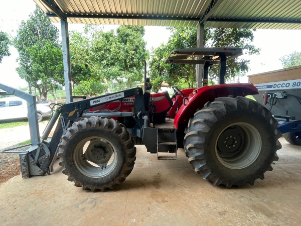 Trator Massey Ferguson MF 4292 XTRA ano 2021