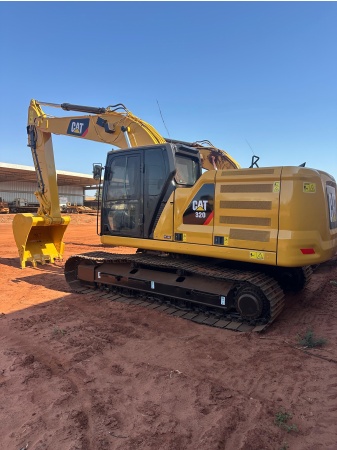 Escavadeira Caterpillar 320 ano 2019