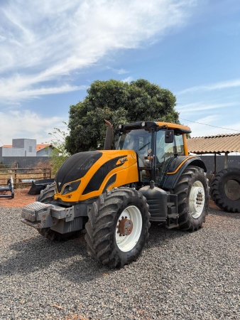 Trator Valtra BH 194 ano 2018