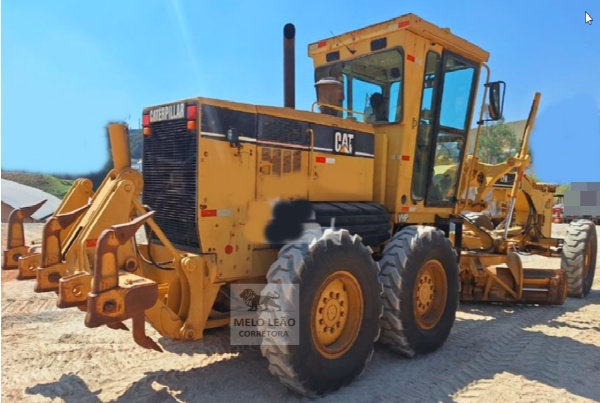 Motoniveladora Caterpillar 12H ano 2005