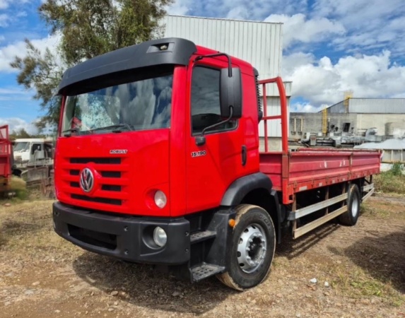 Caminhão Volkswagen 15-190 E ano 2019