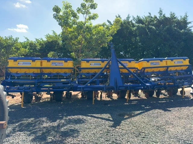 Semeadeira Tatu Marchesan PST TRIO FLEX ano 2021