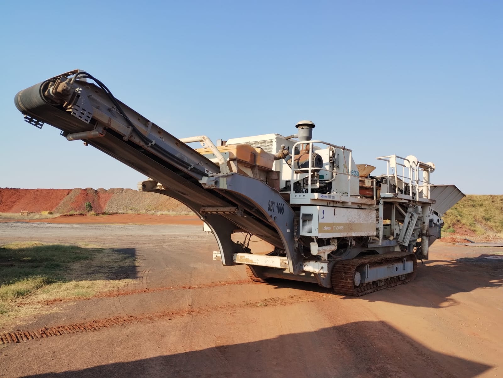 Britador Metso LT200HP ano 2011