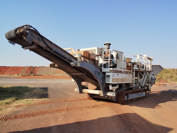 Britador Metso LT200HP ano 2011