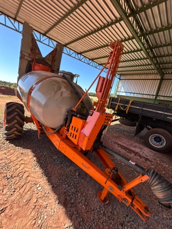 Pulverizador Jacto 4000 Jacto ano 2024