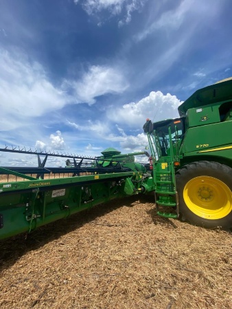 Colheitadeira John Deere S770 ano 2023