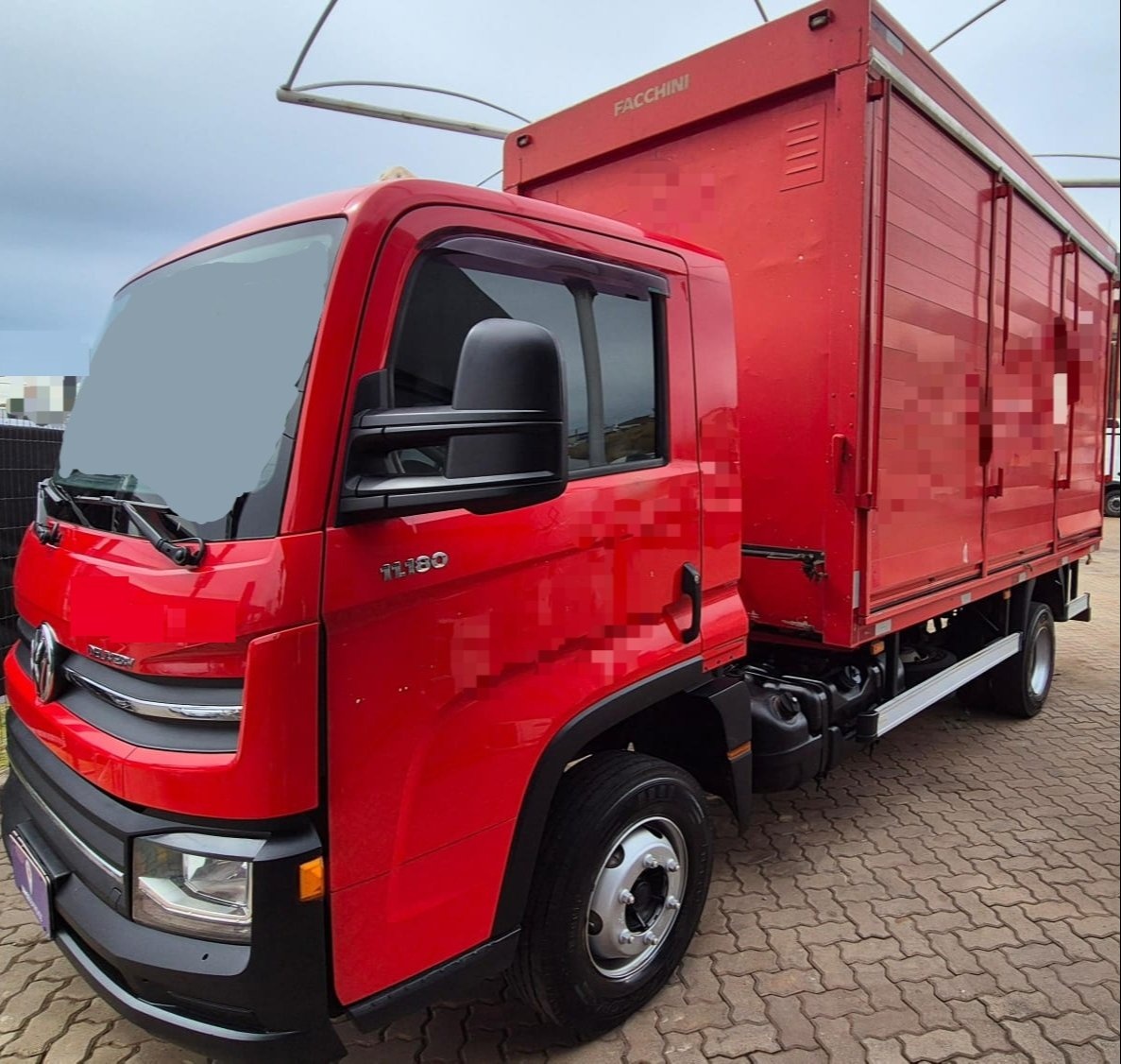Caminhão Volkswagen 11-180 Delivery ano 2019