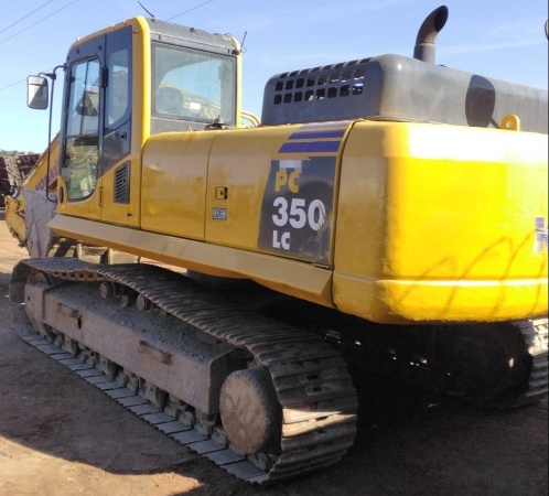 Escavadeira Komatsu PC350 ano 2022