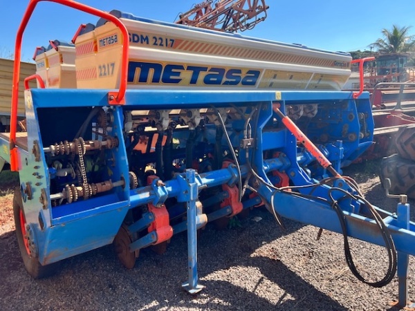 Plantadeira Metasa SDM 2217
