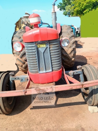 Trator Massey Ferguson 65x ano 1974