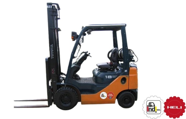 Empilhadeira Toyota 8FG18 ano 2014
