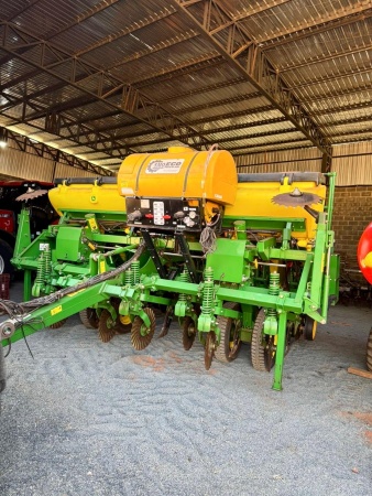 Plantadeira John Deere 1109 ano 2020