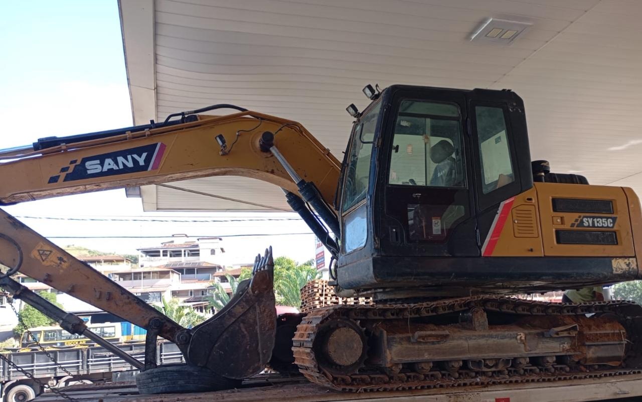 Escavadeira SANY SY135 C ano 2022