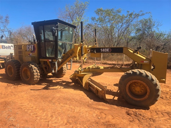 Motoniveladora Caterpillar 140K ano 2021
