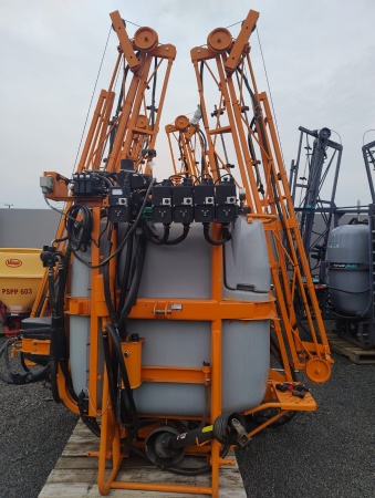 Pulverizador Jacto Condor 800 AM18 ano 2019