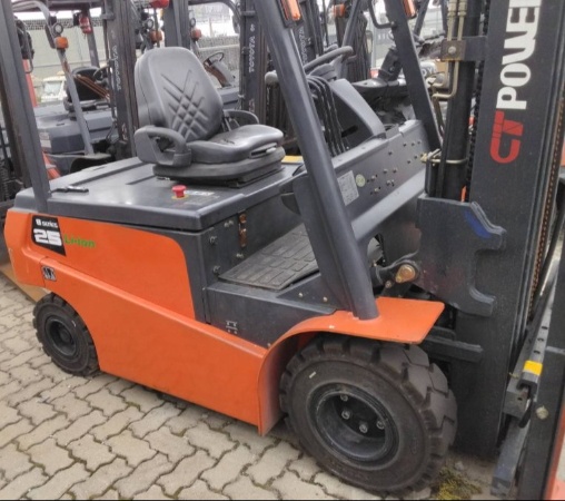 Empilhadeira Toyota 7fg35 ano 2023