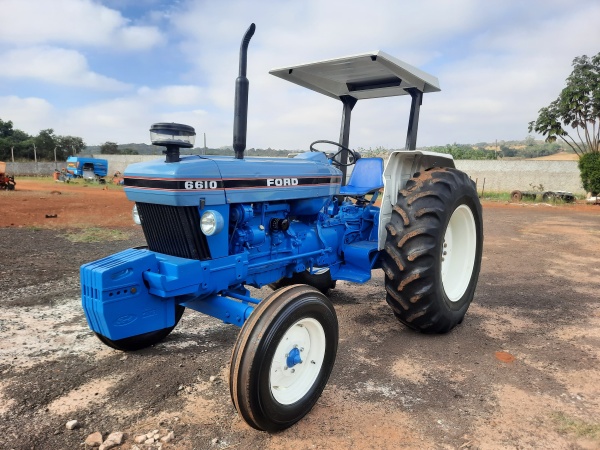 Trator Ford 6610 ano 1984