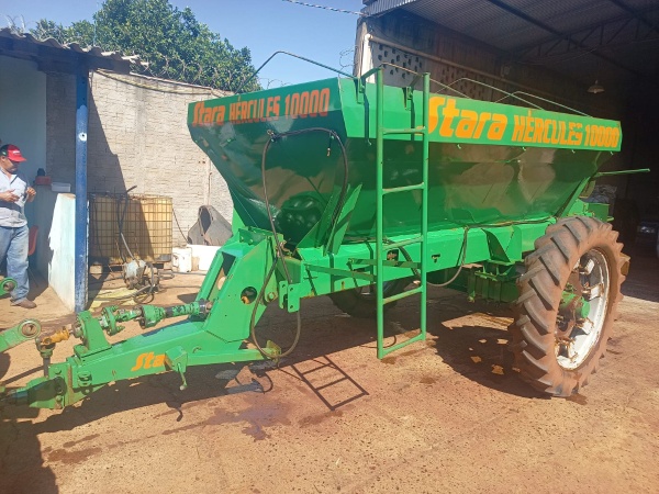 Distribuidor Stara HERCULES 10.000 ano 2010