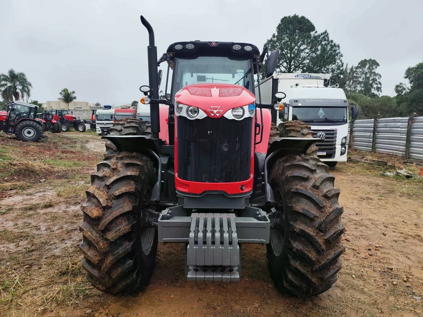 Trator Massey Ferguson 7318 ano 2023