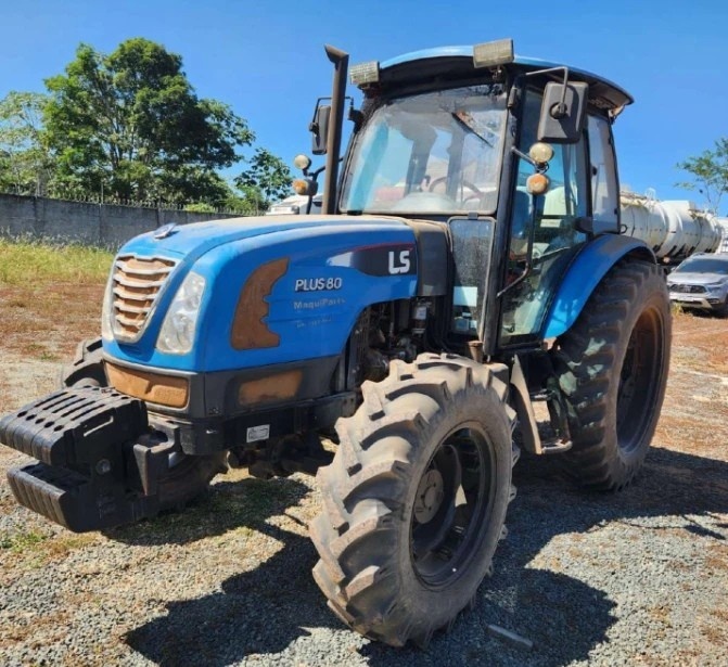 Trator LS Tractor Plus 80 ano 2022