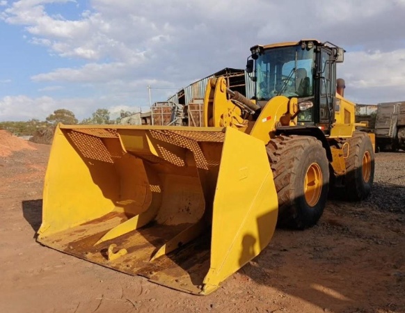 Pá Carregadeira Caterpillar 938K ano 2019