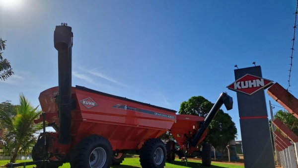 Carreta Agrícola Kuhn GRAIN MAX 40000 ano 2022