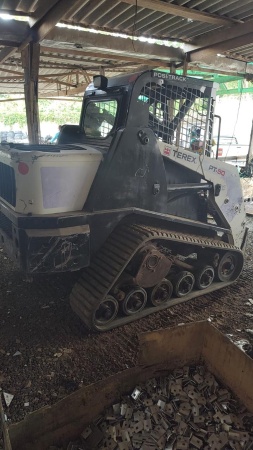Mini Carregadeira Terex PT-50