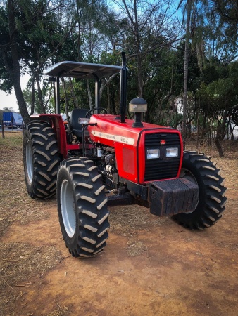 Trator Massey Ferguson MF 283 ADVANCED ano 2004