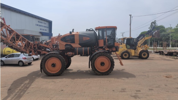 Pulverizador Autopropelido Jacto Uniport 3030 ano 2019